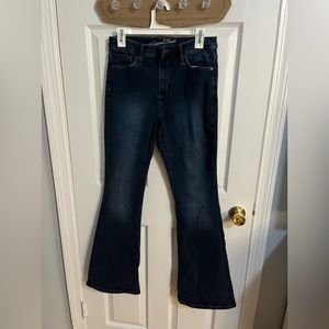 Like New Universal Thread boot cut jeans